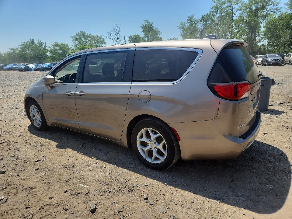 Продаж на аукціоні авто 2018 Chrysler Pacifica, vin: 2C4RC1FG9JR131458, номер лоту: 53911856