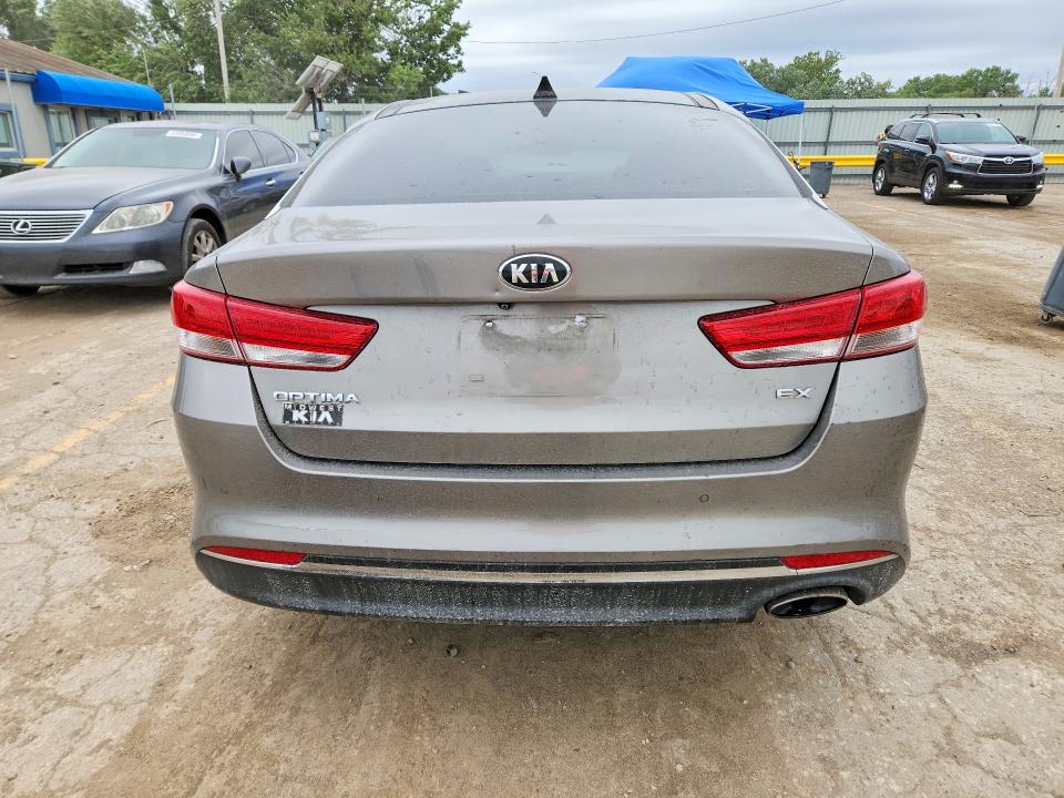 Продажа на аукционе авто 2016 Kia Optima, vin: 5XXGU4L35GG111667, номер лота: 51960746
