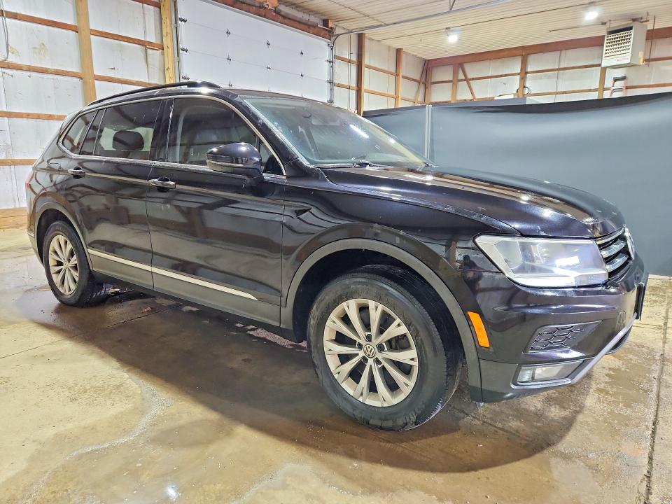 54273166 :رقم المزاد ، 3VV2B7AX3JM003739 vin ، 2018 Volkswagen Tiguan مزاد بيع
