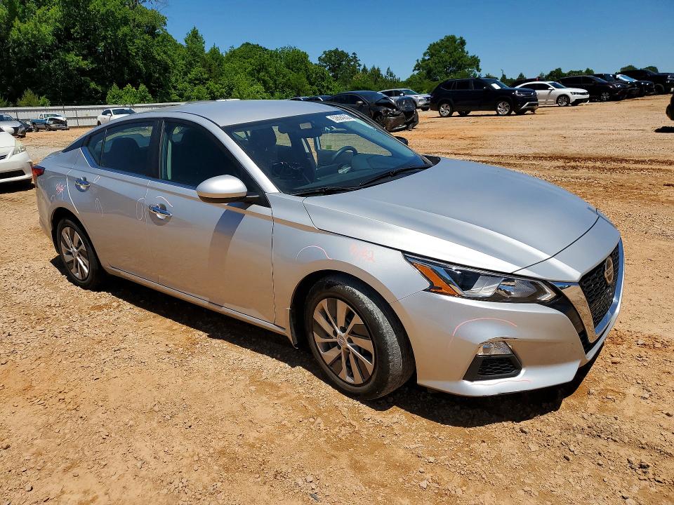 52694206 :رقم المزاد ، 1N4BL4BV1LC245012 vin ، 2020 Nissan Altima مزاد بيع