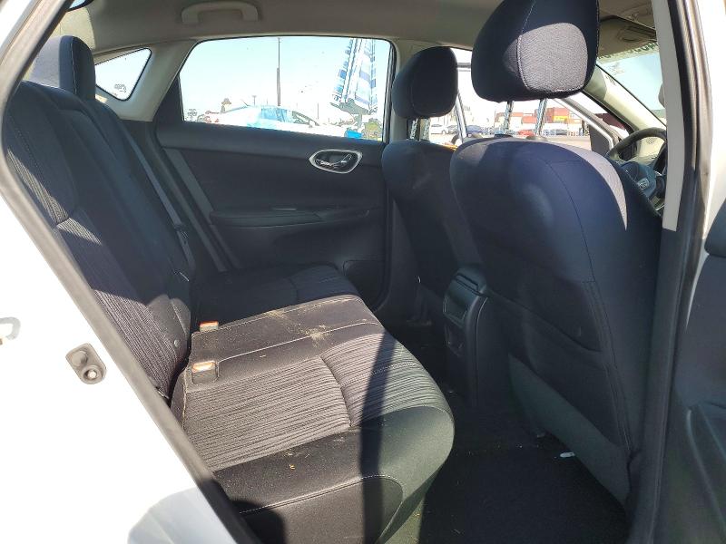 2017 Nissan Sentra მანქანა იყიდება აუქციონზე, vin: 3N1AB7AP8HY218761, აუქციონის ნომერი: 54393636