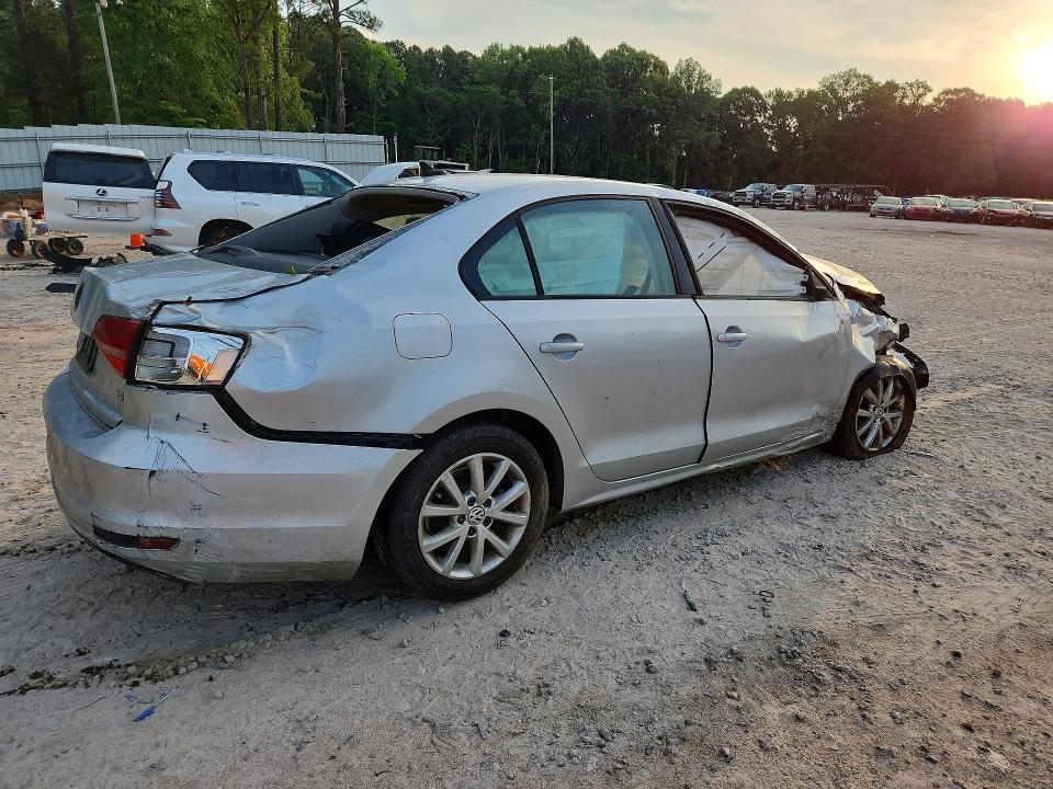 55586336 :رقم المزاد ، 3VWD07AJ9FM353728 vin ، 2015 Volkswagen Jetta مزاد بيع