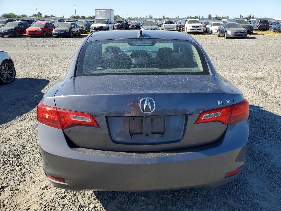 53252436 :رقم المزاد ، 19VDE1F75FE003627 vin ، 2015 Acura Ilx مزاد بيع