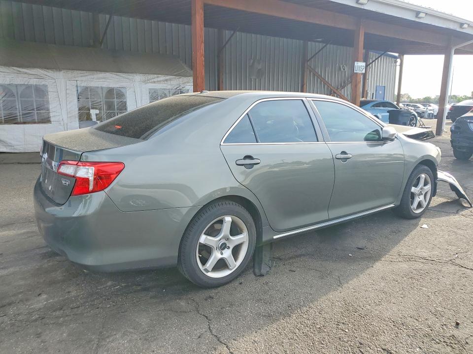 54946726 :رقم المزاد ، 4T4BF1FK6CR263114 vin ، 2012 Toyota Camry مزاد بيع
