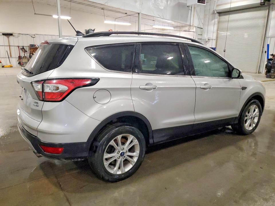 Продажа на аукционе авто 2018 Ford Escape, vin: 1FMCU9HD0JUB43906, номер лота: 54193126