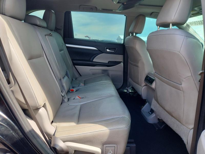 Aukcja sprzedaży 2018 Toyota Highlander, vin: 5TDJZRFH4JS544771, numer aukcji: 53323696