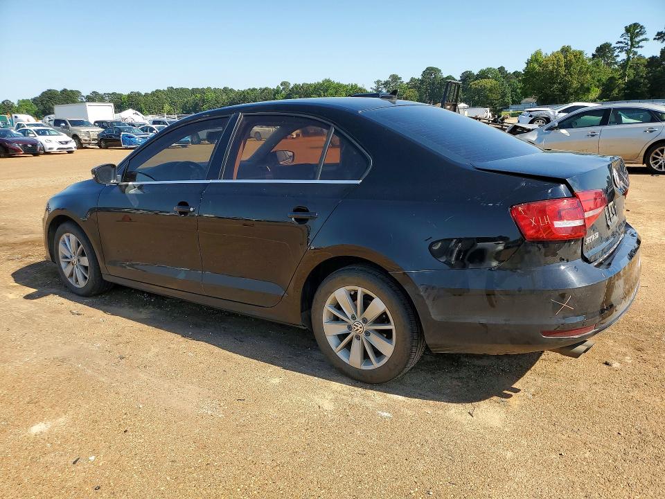 53631096 :رقم المزاد ، 3VWLA7AJXFM305695 vin ، 2015 Volkswagen Jetta مزاد بيع