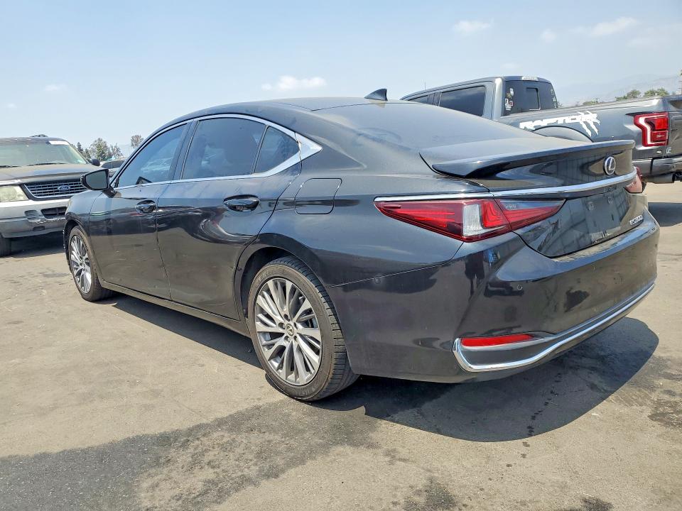 Продажа на аукционе авто 2021 Lexus Es, vin: 58ADA1C13MU005933, номер лота: 53932516