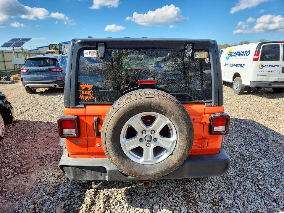 52165406 :رقم المزاد ، 1C4HJXDG5JW253085 vin ، 2018 Jeep Wrangler Unlimited مزاد بيع