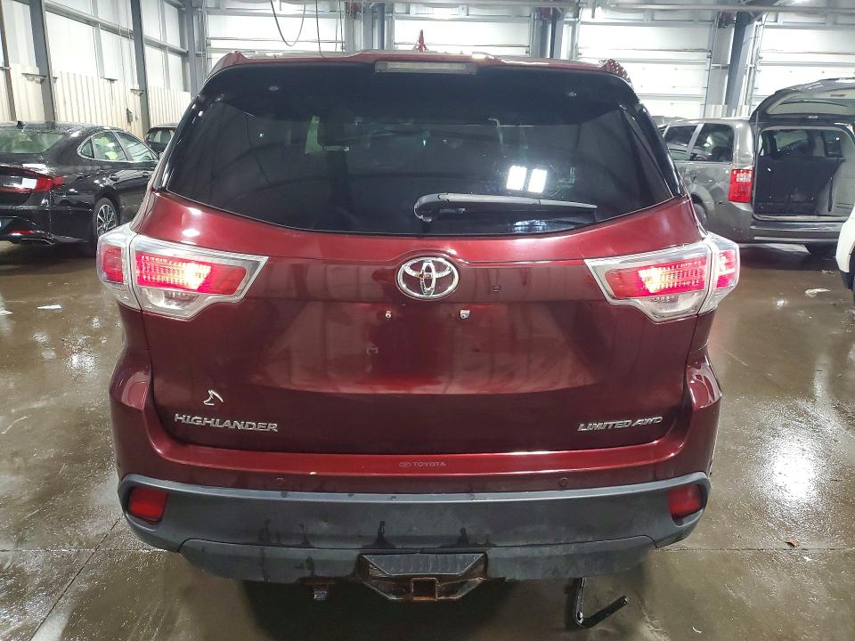 Продажа на аукционе авто 2015 Toyota Highlander, vin: 5TDDKRFH1FS179460, номер лота: 51777716