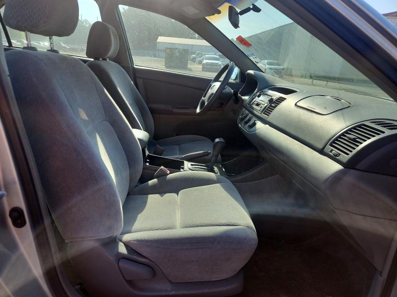 53624336 :رقم المزاد ، 4T1BE32K23U215348 vin ، 2003 Toyota Camry مزاد بيع