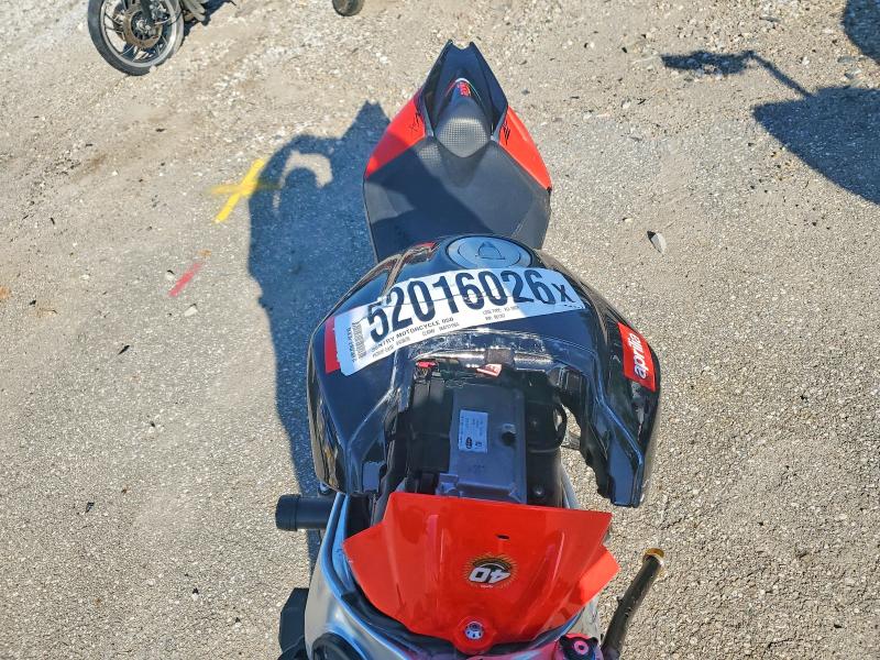52016026 :رقم المزاد ، ZD4RKU004CS001707 vin ، 2012 Aprilia Rsv4 مزاد بيع
