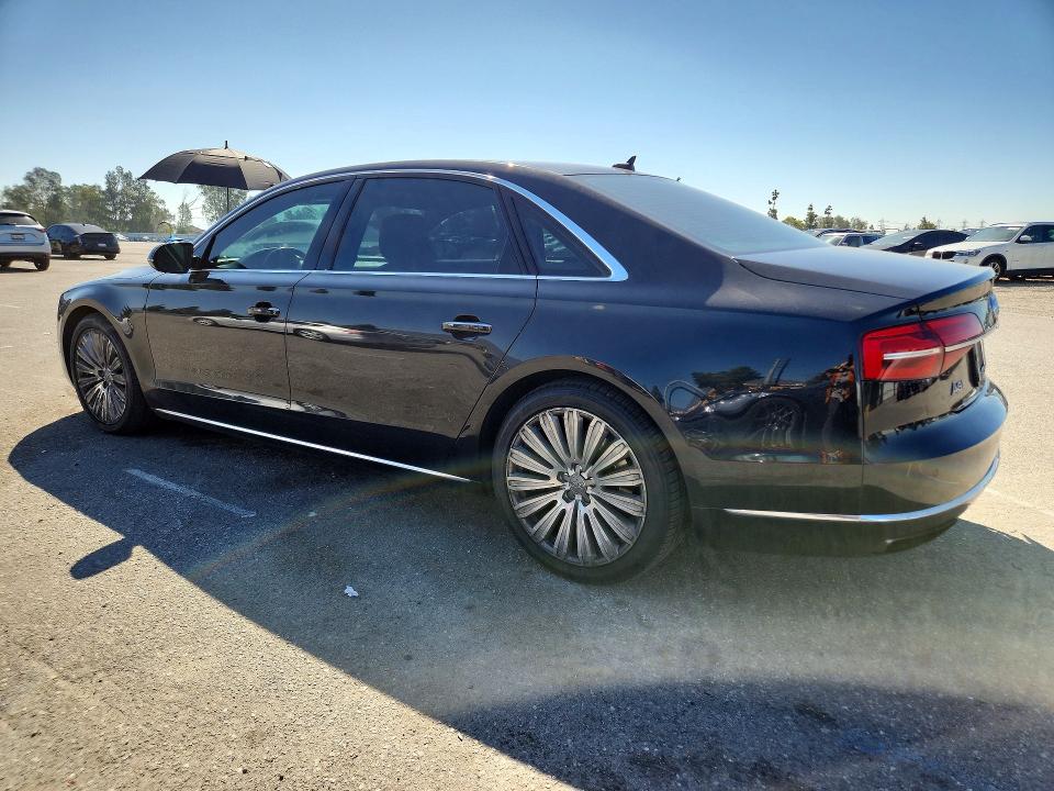 53055836 :رقم المزاد ، WAU3GAFD6FN010582 vin ، 2015 Audi A8 مزاد بيع