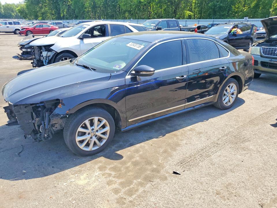 53930756 :رقم المزاد ، 1VWAT7A35HC042622 vin ، 2017 Volkswagen Passat مزاد بيع