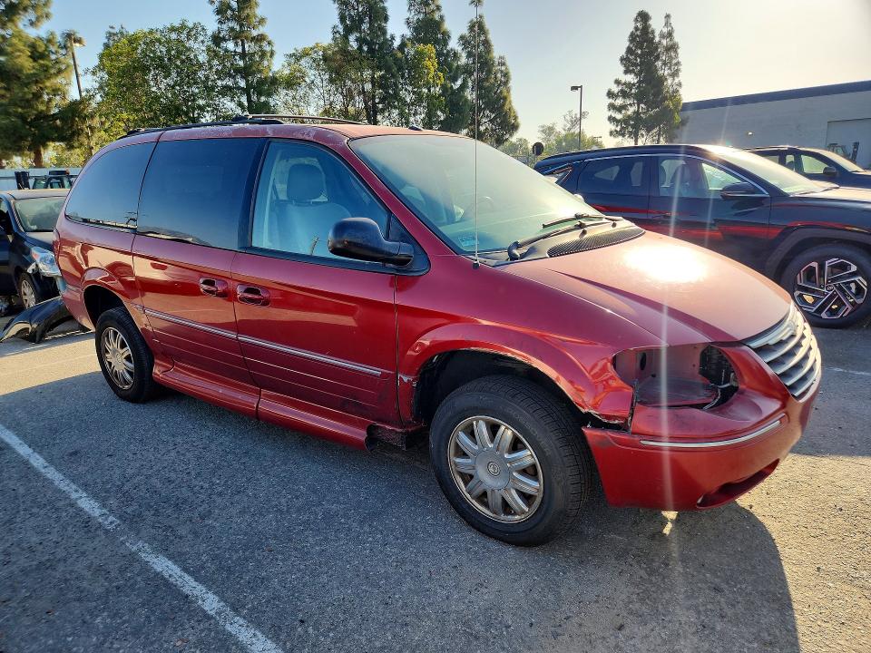 2007 Chrysler Town & Country მანქანა იყიდება აუქციონზე, vin: 2A4GP64L57R314691, აუქციონის ნომერი: 54502196