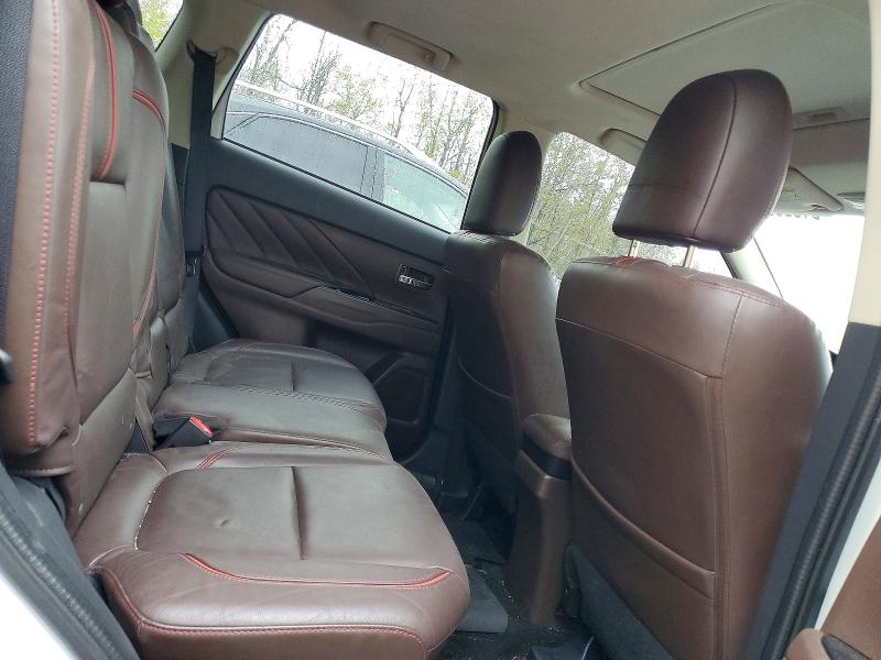 2018 Mitsubishi Outlander მანქანა იყიდება აუქციონზე, vin: JA4J24A58JZ611174, აუქციონის ნომერი: 51009316