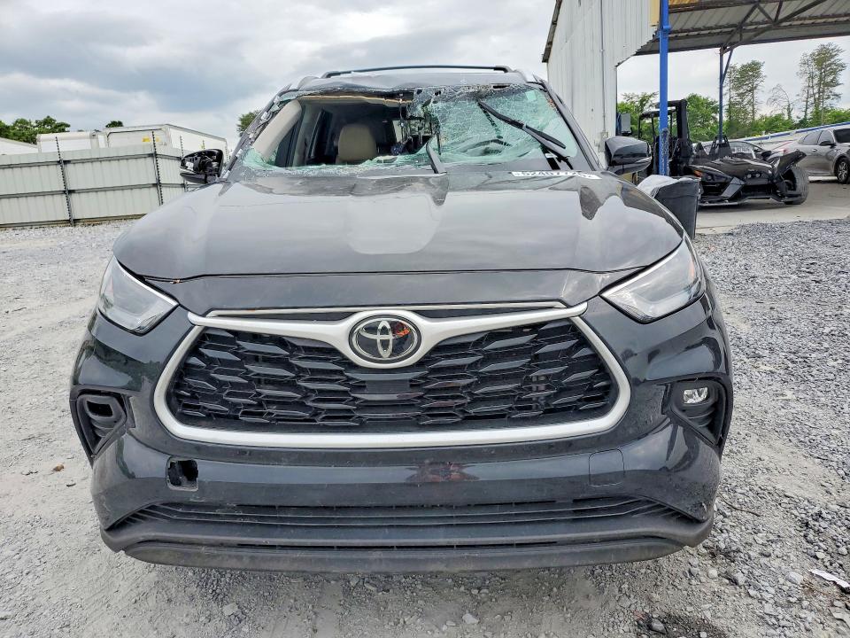 2022 Toyota Highlander მანქანა იყიდება აუქციონზე, vin: 5TDHZRBH2NS578170, აუქციონის ნომერი: 52407726