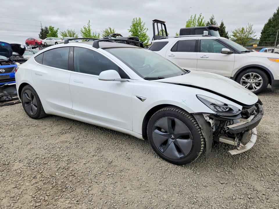 2018 Tesla Model 3 მანქანა იყიდება აუქციონზე, vin: 5YJ3E1EA6JF035196, აუქციონის ნომერი: 50780036