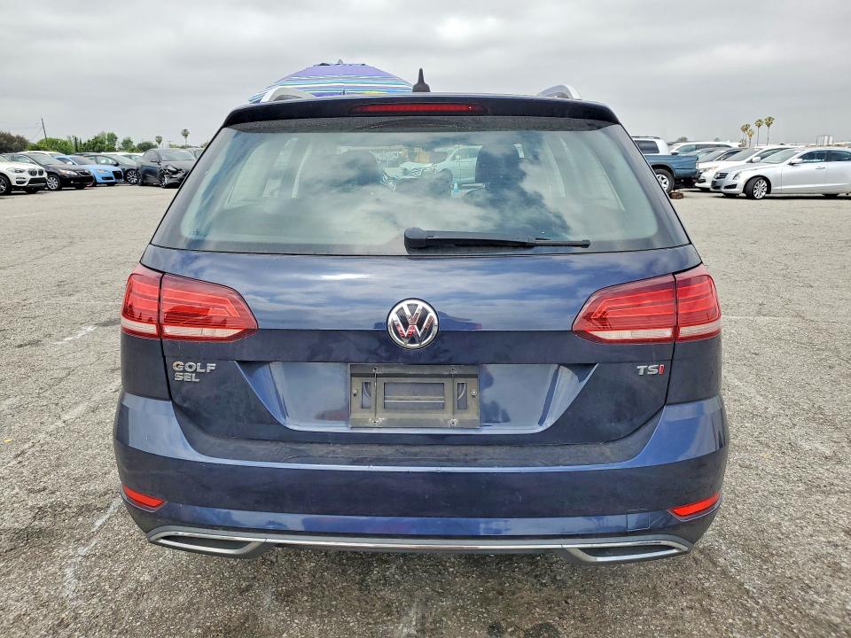 2018 Volkswagen Golf Sportwagen მანქანა იყიდება აუქციონზე, vin: 3VWL17AU4JM767110, აუქციონის ნომერი: 53492906