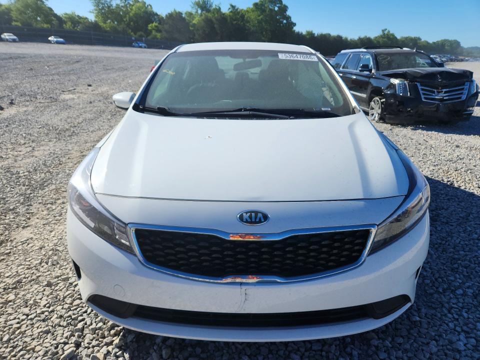 2017 Kia Forte მანქანა იყიდება აუქციონზე, vin: 3KPFK4A73HE055665, აუქციონის ნომერი: 53647086