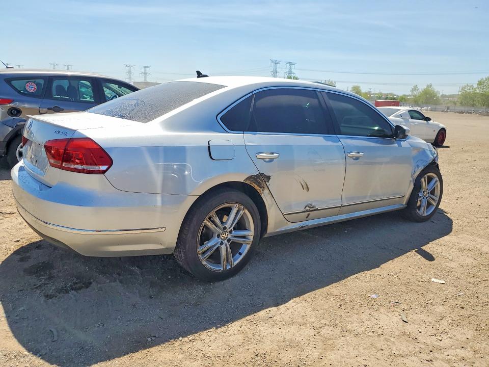 2014 Volkswagen Passat მანქანა იყიდება აუქციონზე, vin: 1VWCN7A30EC108220, აუქციონის ნომერი: 53563106