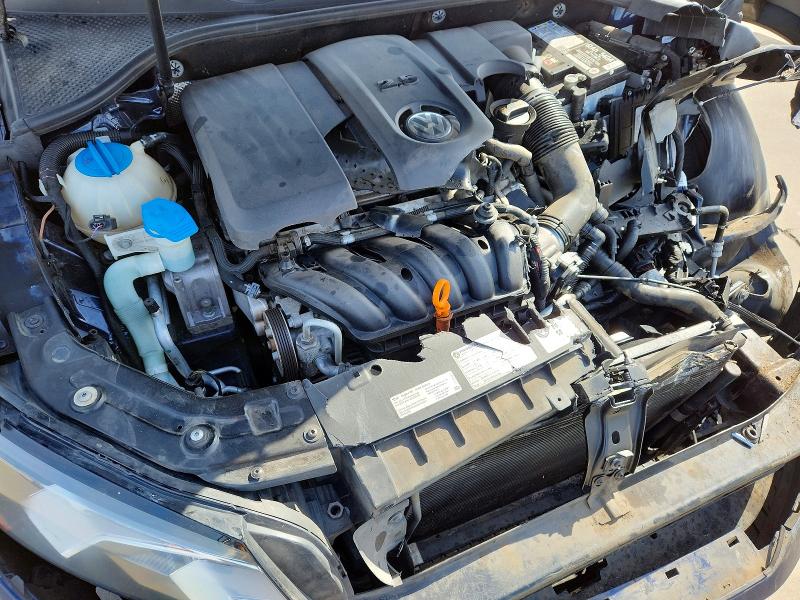 2013 Volkswagen Passat მანქანა იყიდება აუქციონზე, vin: 1VWBP7A31DC103984, აუქციონის ნომერი: 54559076