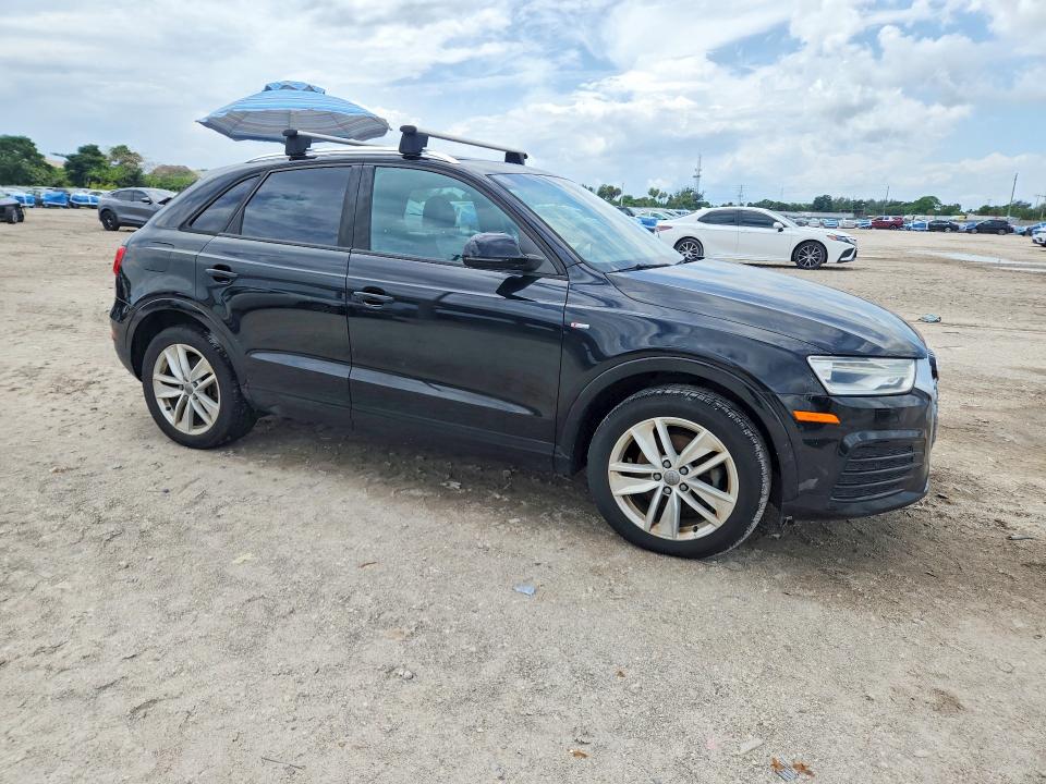 2018 Audi Q3 მანქანა იყიდება აუქციონზე, vin: WA1BCCFS8JR016710, აუქციონის ნომერი: 53285666