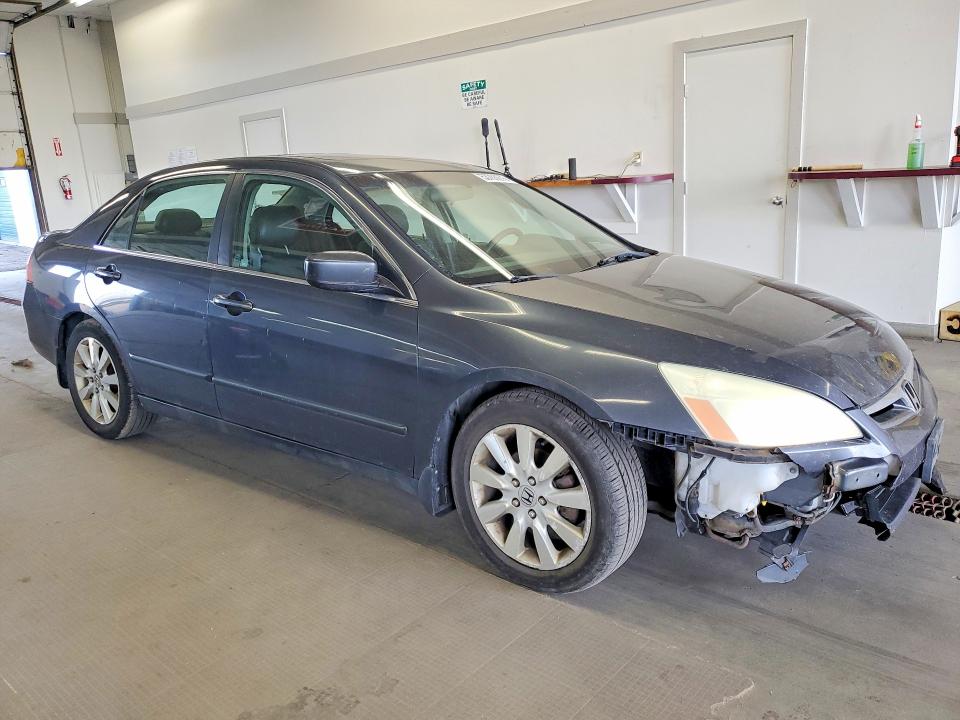 53765976 :رقم المزاد ، 1HGCM66897A800125 vin ، 2007 Honda Accord مزاد بيع