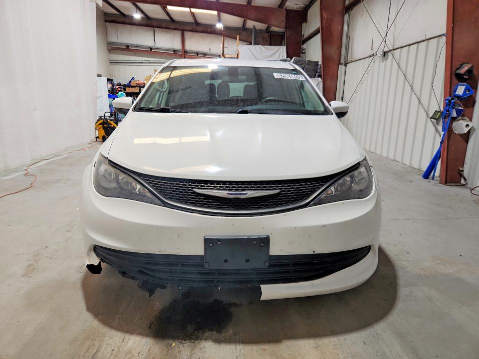 52904696 :رقم المزاد ، 2C4RC1AG5LR187665 vin ، 2020 Chrysler Voyager مزاد بيع