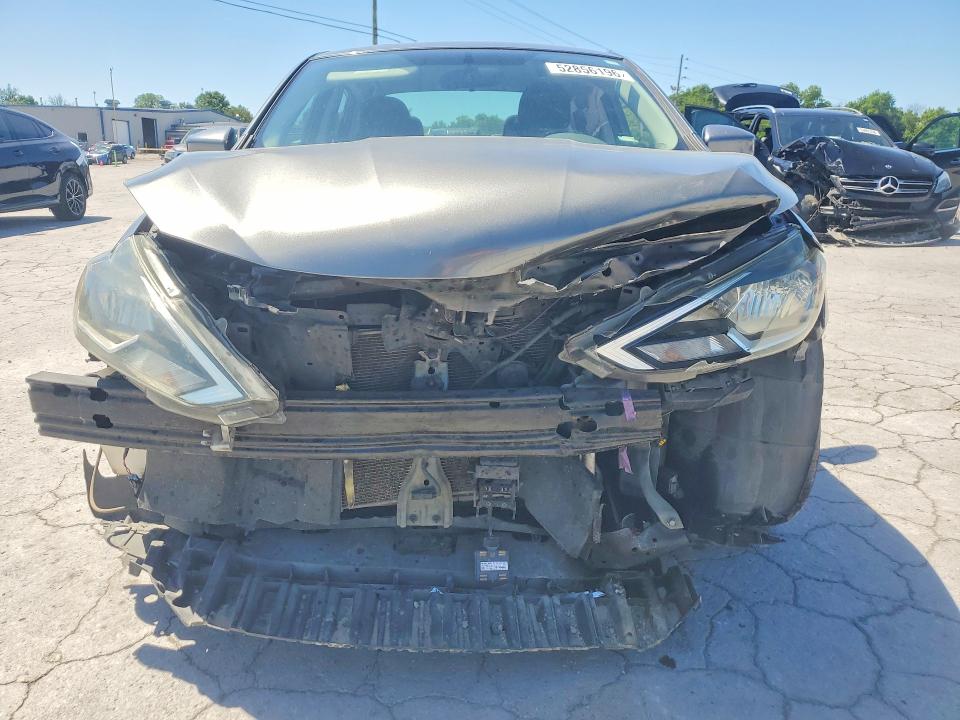2018 Nissan Sentra მანქანა იყიდება აუქციონზე, vin: 3N1AB7AP3JL642643, აუქციონის ნომერი: 52856196