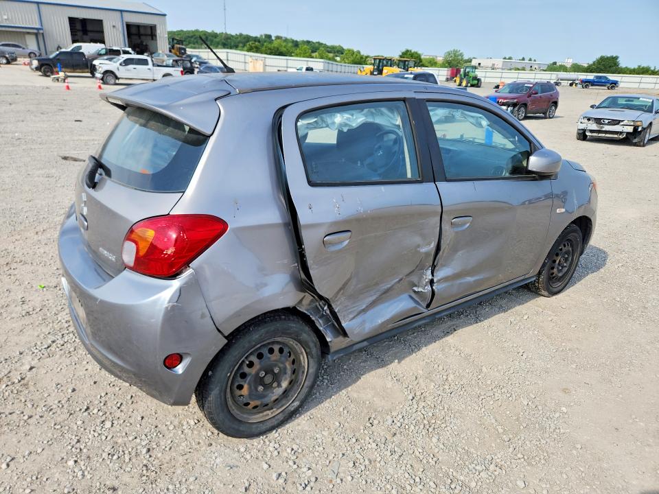 Продаж на аукціоні авто 2015 Mitsubishi Uk, vin: ML32A3HJ1FH048141, номер лоту: 53110036