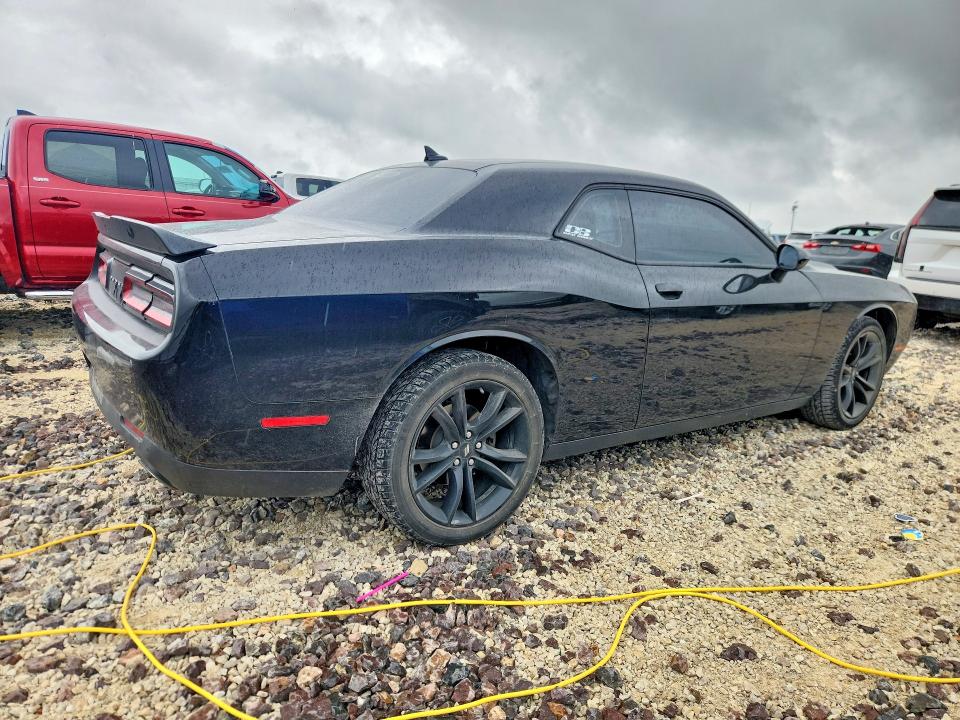 Продаж на аукціоні авто 2017 Dodge Challenger, vin: 2C3CDZAG4HH633811, номер лоту: 54947766