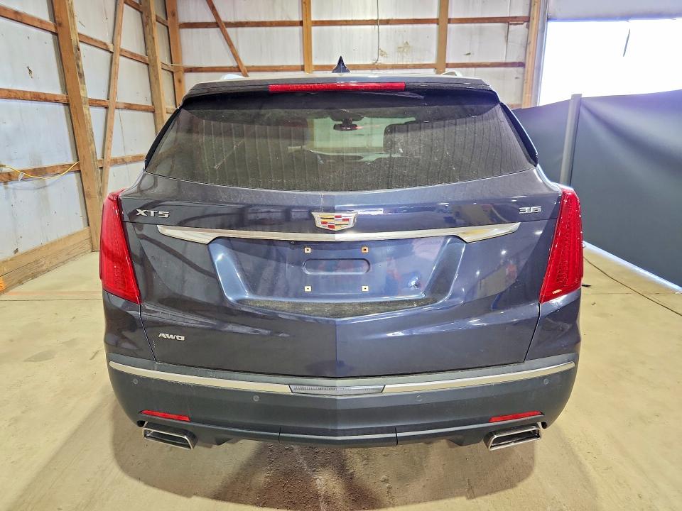 51918336 :رقم المزاد ، 1GYKNDRS8JZ125616 vin ، 2018 Cadillac Xt5 مزاد بيع
