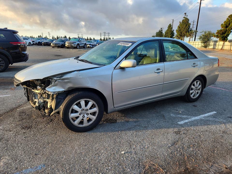 54890066 :رقم المزاد ، 4T1BE30K22U588584 vin ، 2002 Toyota Camry مزاد بيع