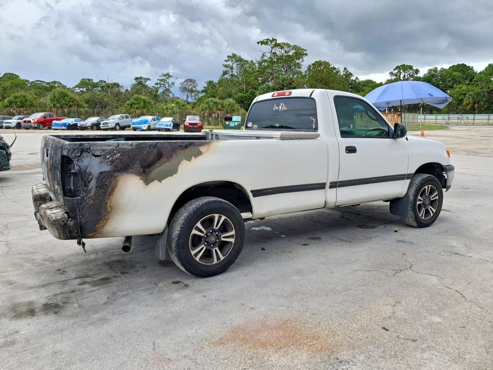 2005 Toyota Tundra მანქანა იყიდება აუქციონზე, vin: 5TBJT321X5S471167, აუქციონის ნომერი: 55363886
