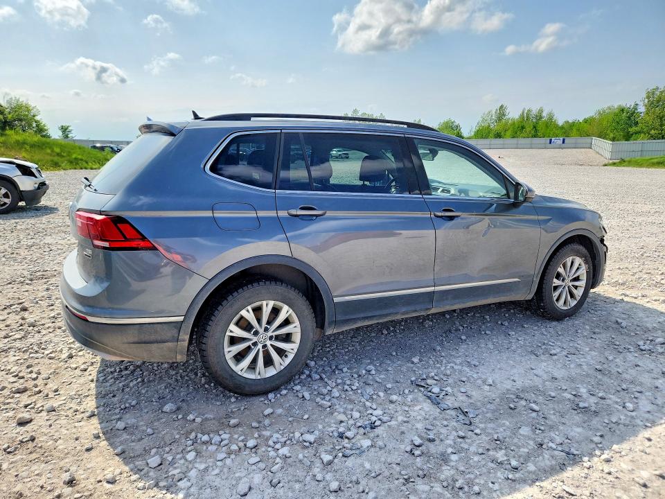 54046926 :رقم المزاد ، 3VV2B7AX6JM048416 vin ، 2018 Volkswagen Tiguan مزاد بيع