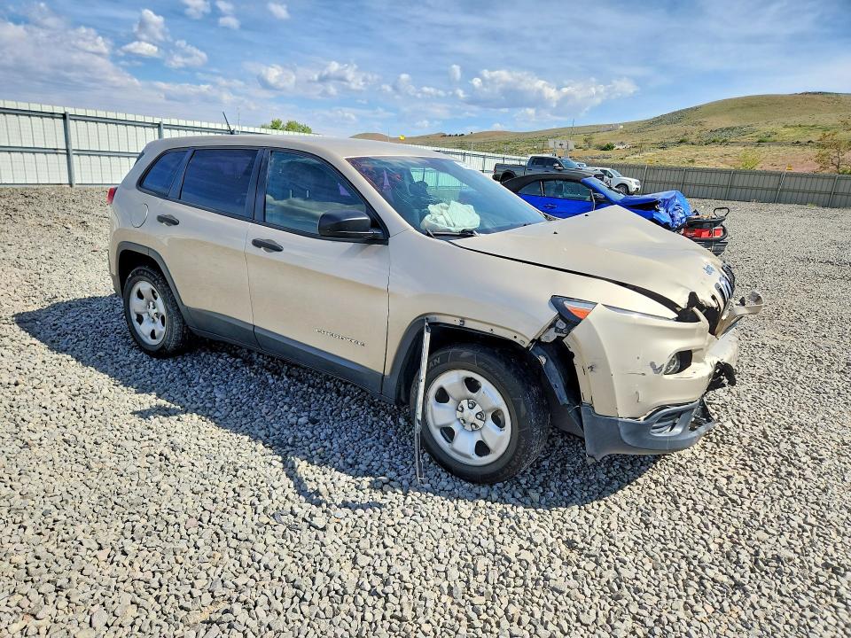 53426166 :رقم المزاد ، 1C4PJLAB8FW561131 vin ، 2015 Jeep Cherokee مزاد بيع