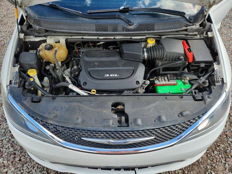 Продажа на аукционе авто 2017 Chrysler Pacifica, vin: 2C4RC1BG3HR576181, номер лота: 52987226