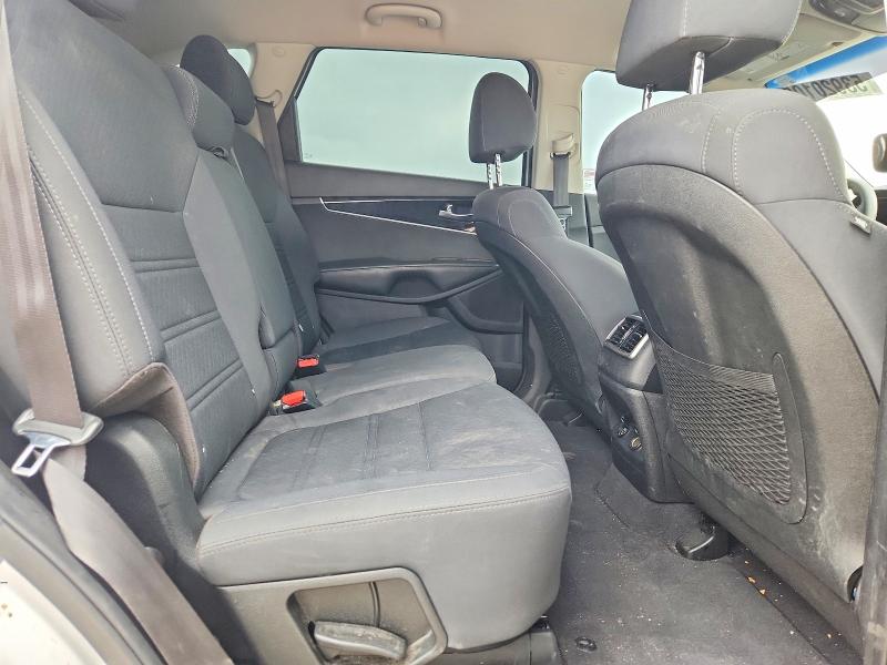 2019 Kia Sorento მანქანა იყიდება აუქციონზე, vin: 5XYPG4A38KG517487, აუქციონის ნომერი: 53920106