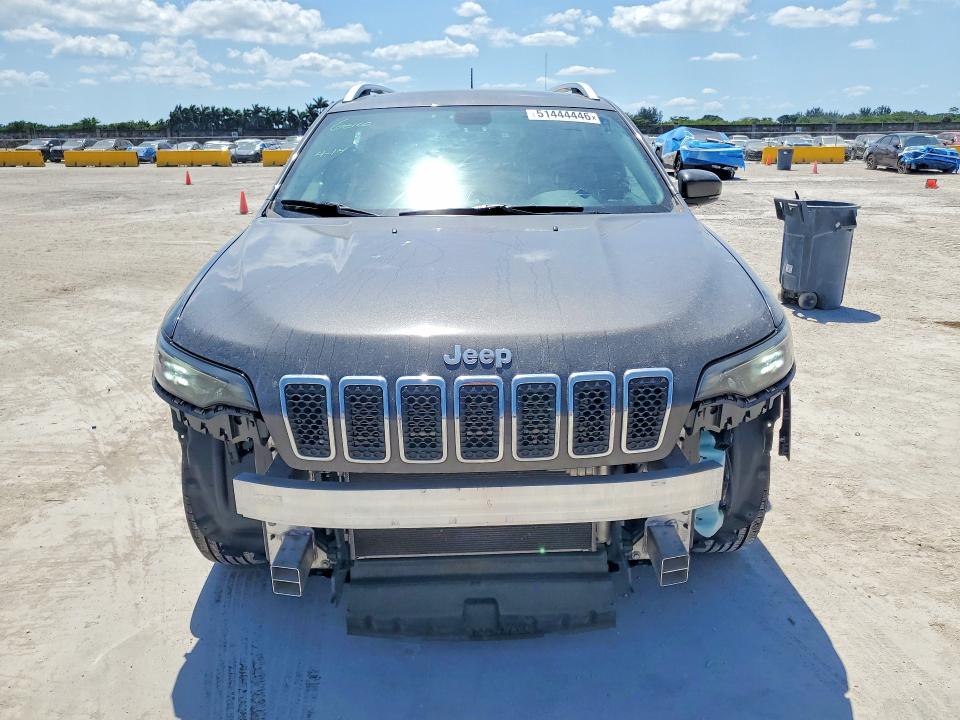 51444446 :رقم المزاد ، 1C4PJMLB0KD453014 vin ، 2019 Jeep Cherokee مزاد بيع