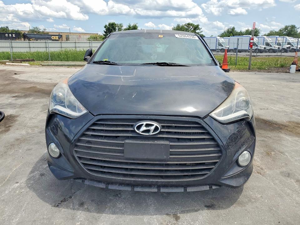 2013 Hyundai Veloster მანქანა იყიდება აუქციონზე, vin: KMHTC6AE9DU132301, აუქციონის ნომერი: 52064296