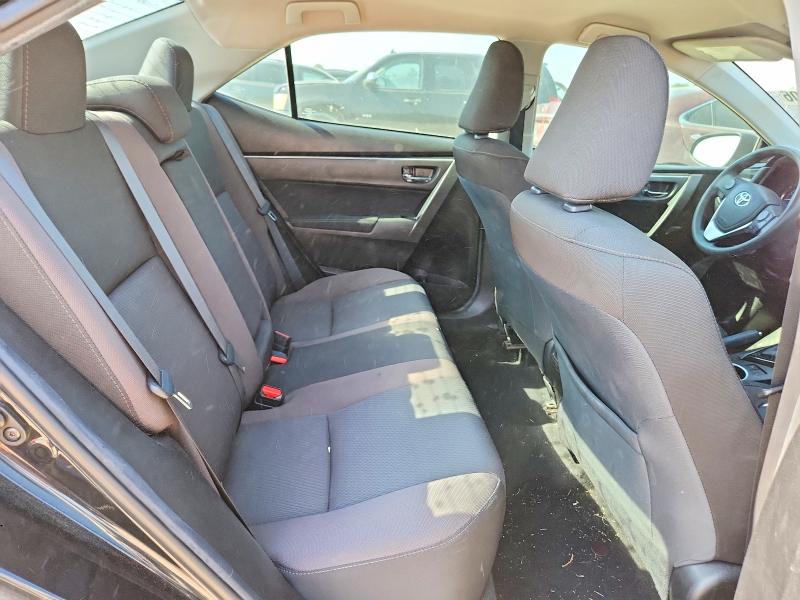 53744006 :رقم المزاد ، 5YFBURHE5JP762166 vin ، 2018 Toyota Corolla مزاد بيع