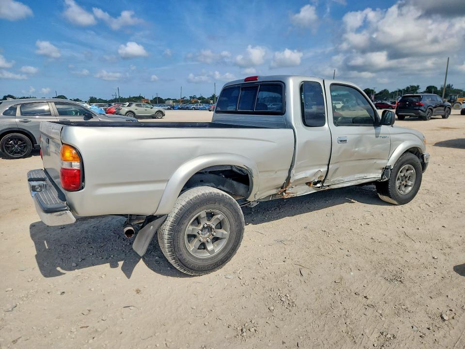 2003 Toyota Tacoma მანქანა იყიდება აუქციონზე, vin: 5TEWN72N63Z183180, აუქციონის ნომერი: 53262276