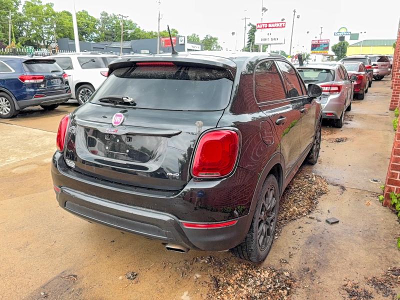 54825316 :رقم المزاد ، ZFBCFYCB9JP642932 vin ، 2018 Fiat 500x مزاد بيع
