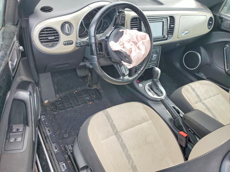 53435236 :رقم المزاد ، 3VW5DAAT2JM505199 vin ، 2018 Volkswagen Beetle مزاد بيع