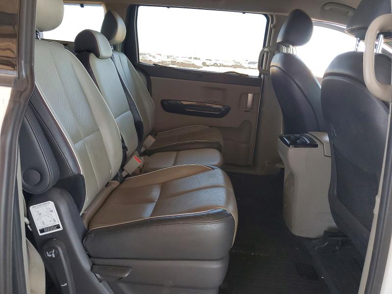 53755936 :رقم المزاد ، KNDMC5C13G6134387 vin ، 2016 Kia Sedona مزاد بيع
