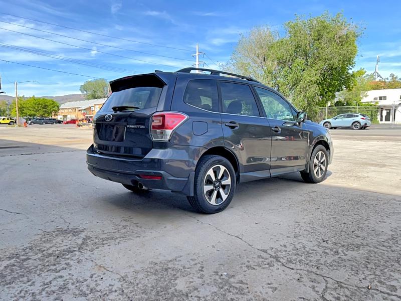 Продаж на аукціоні авто 2018 Subaru Forester, vin: JF2SJARC8JH596519, номер лоту: 52458996