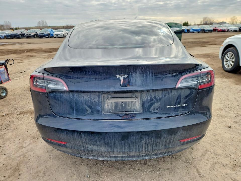 2022 Tesla Model 3 მანქანა იყიდება აუქციონზე, vin: 5YJ3E1EB6NF345654, აუქციონის ნომერი: 51363496
