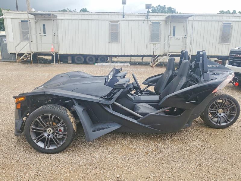 55384756 :رقم المزاد ، 57XAASFA3H8120506 vin ، 2017 Polaris Slingshot مزاد بيع