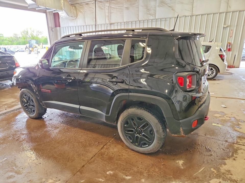 54425766 :رقم المزاد ، ZACCJBCB0JPH41800 vin ، 2018 Jeep Renegade مزاد بيع